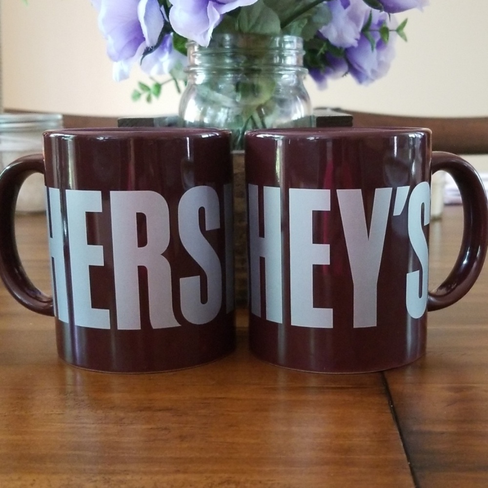 HERSHEY'S Mugs NWOR